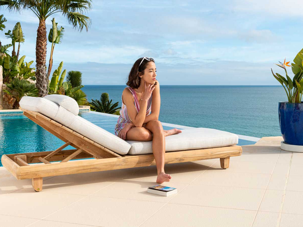 Alexander Rose Sorrento Sunbed