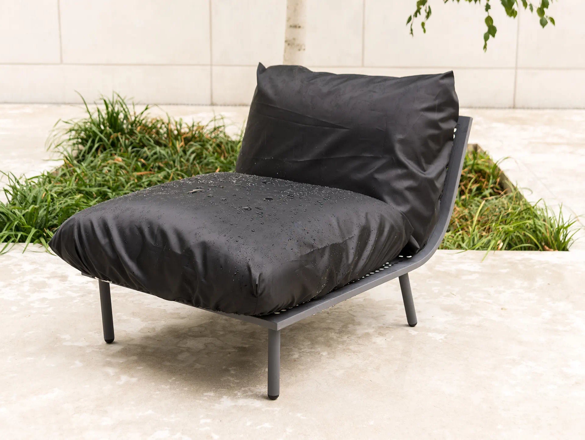 How To Protect Your Garden Furniture Over the Winter