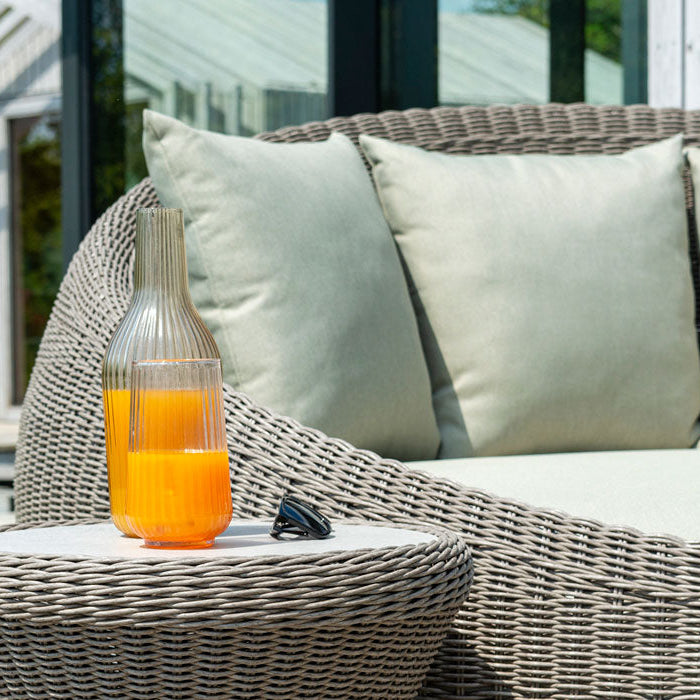 Hazelmere Round Daybed close up