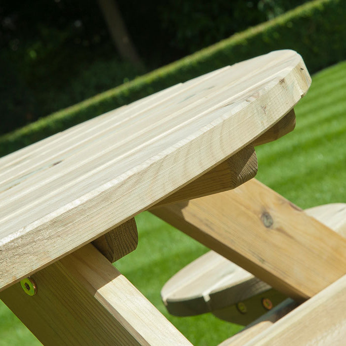 Pine Gleneagles Picnic Table close up