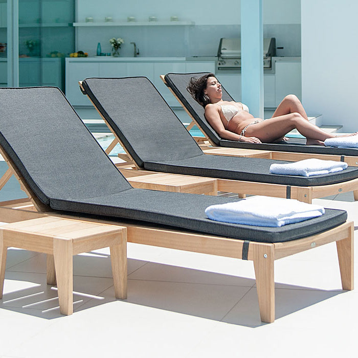 Roble Tivoli Wooden Sunbed