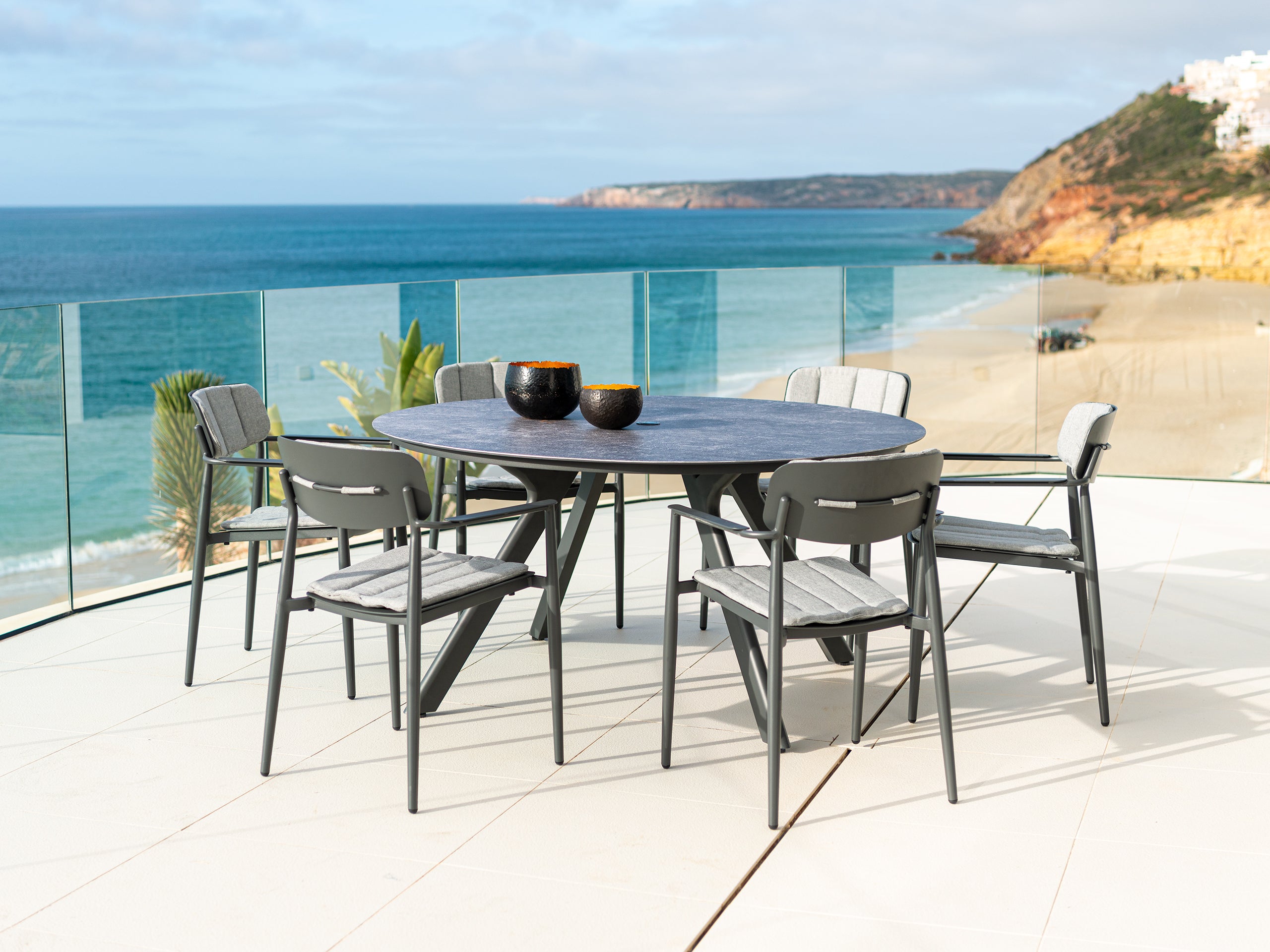 rimini chairs by beachside