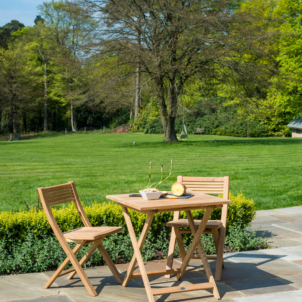 Roble Folding Table Lifestyle Set by Alexander Rose