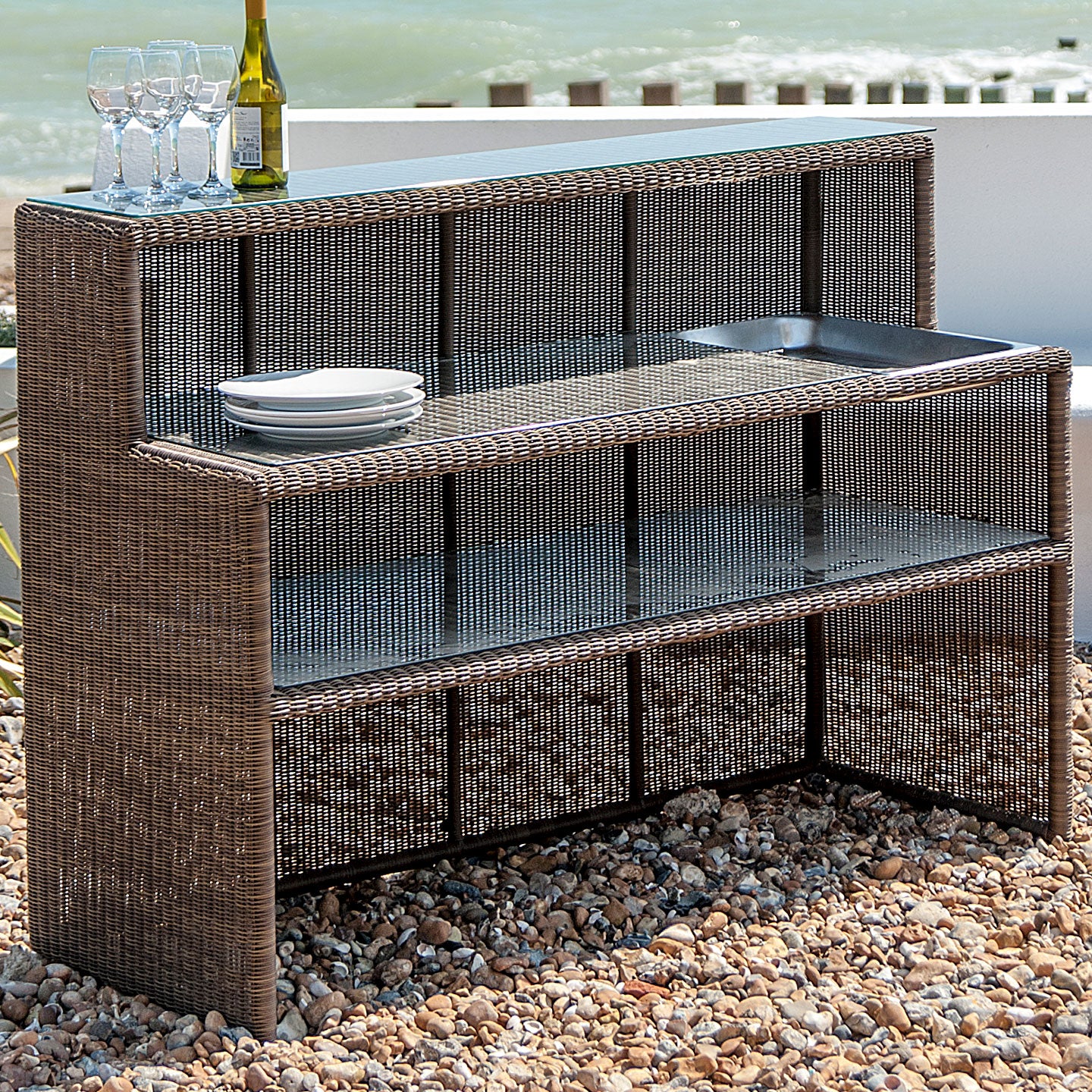 Alexander Rose San Marino outdoor bar for entertaining