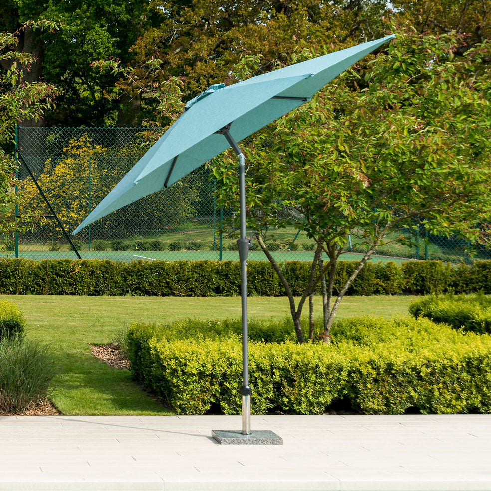 Garden parasol in jade