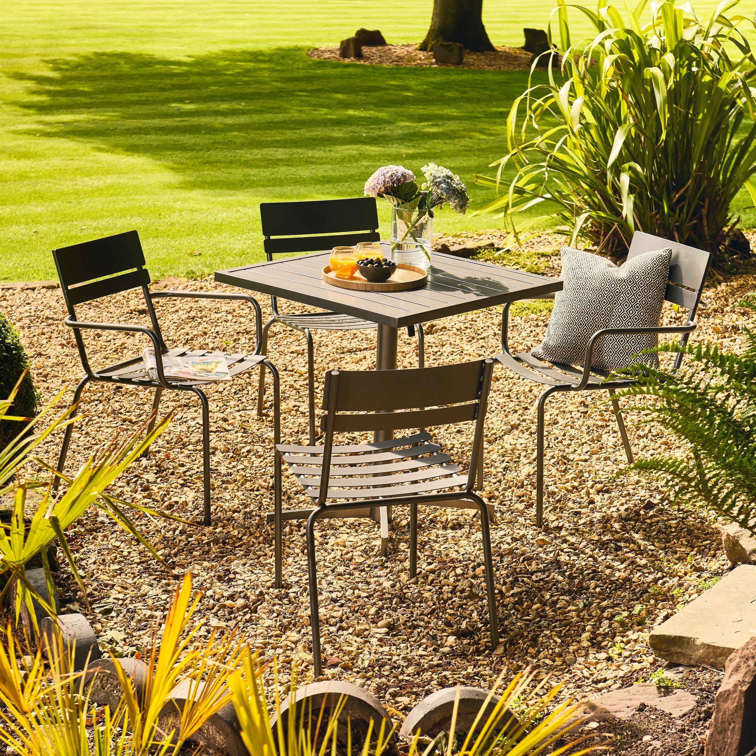 Oslo Outdoor Dining Furniture