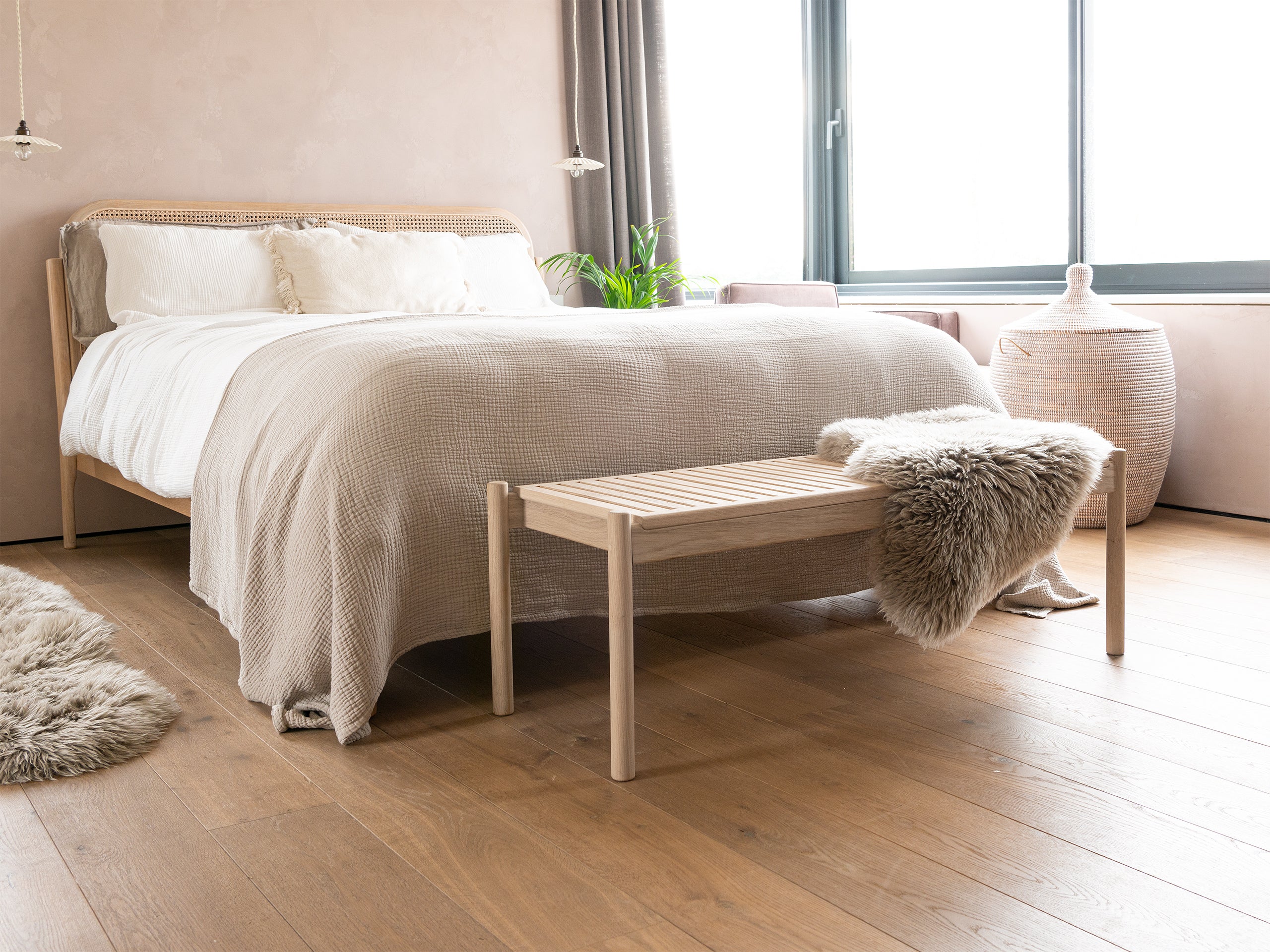 Trak Table in bedroom