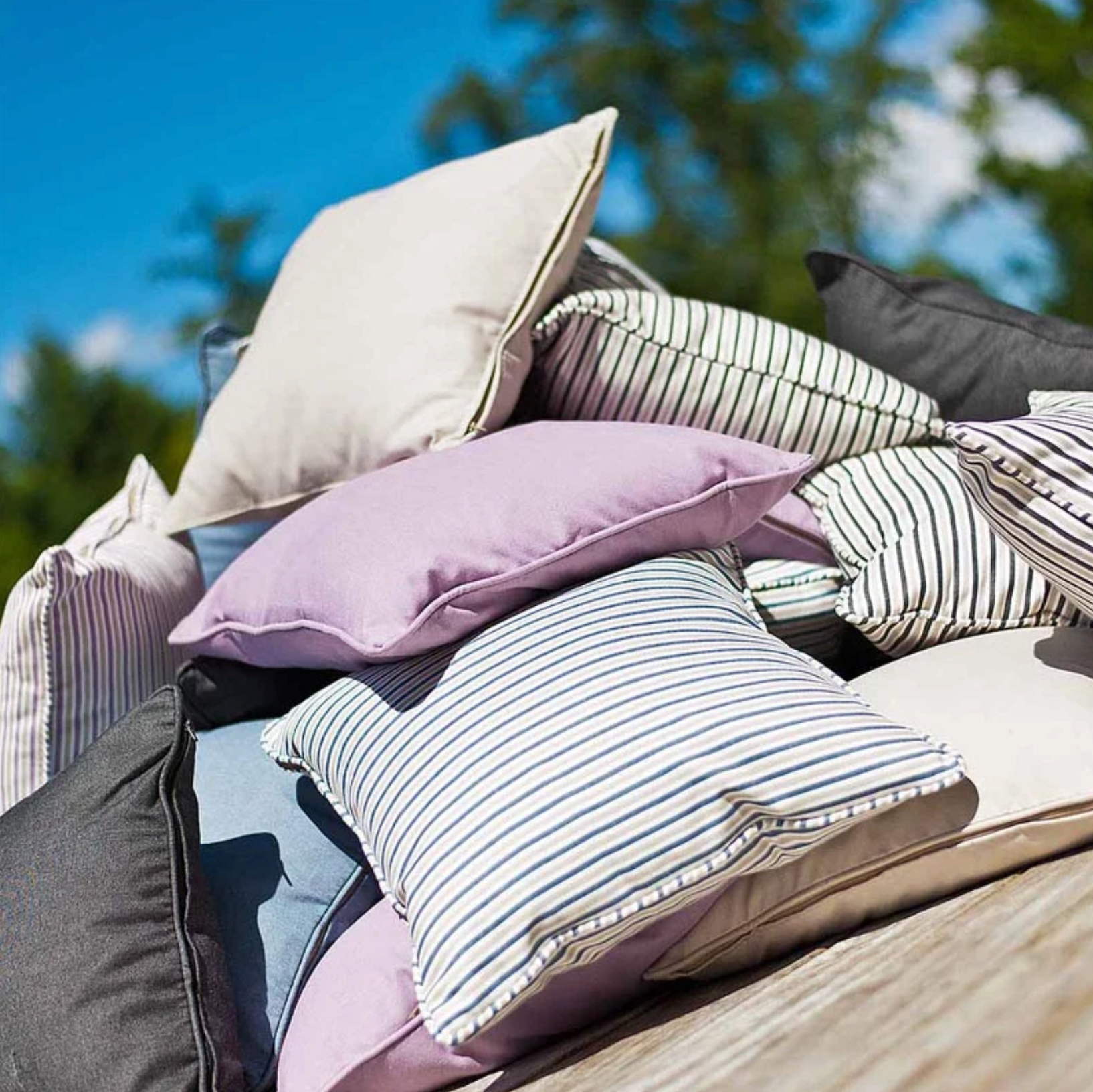 Garden cushions