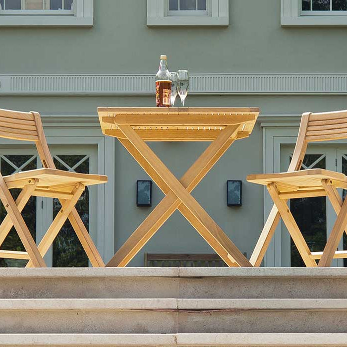 Roble Bengal Folding Tea For Two Set