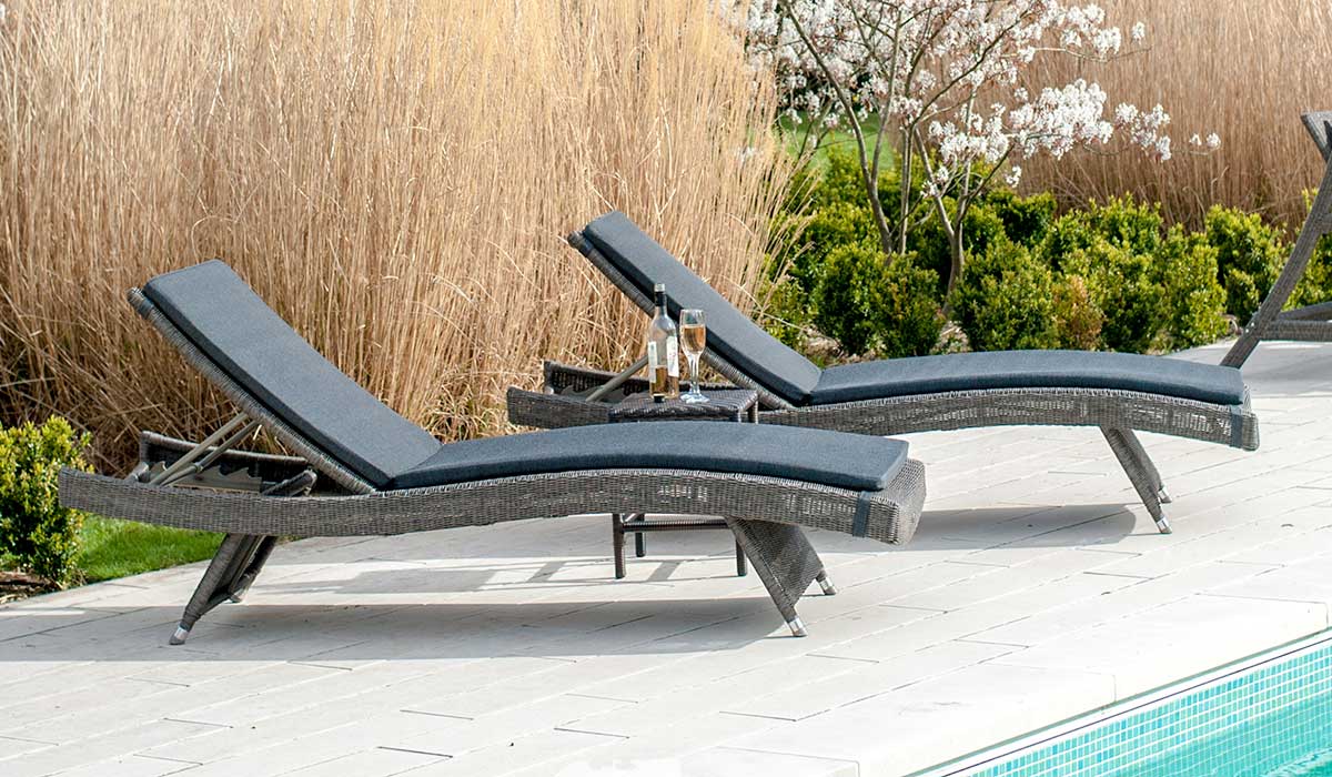 Monte Carlo Adjustable Sunbed